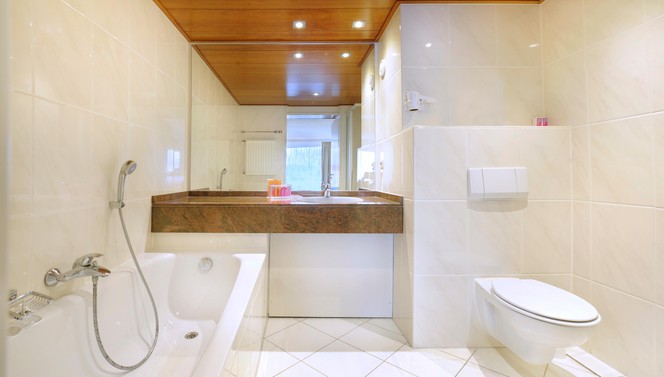 Bath Comfort room Hotel Leusden - Amersfoort